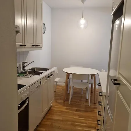 Kotimaailma - Homely 1br In Center Apartment Turku